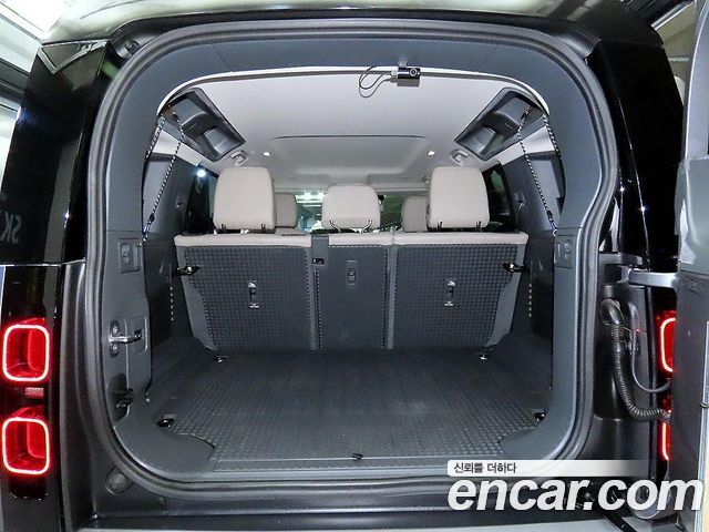 Land Rover Defender (L663) 110 D240 S 2020 — фото 21