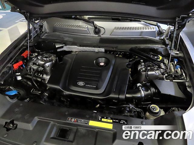 Land Rover Defender (L663) 110 D240 S 2020 — фото 23