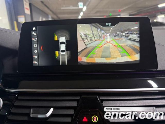 BMW 5 Series (G30) 520i Luxury 2018 — фото 15