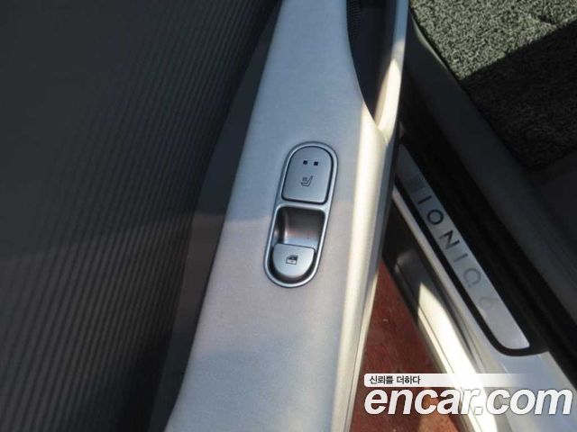 Hyundai Ioniq 6 Long Range AWD Prestige 2023 — фото 7