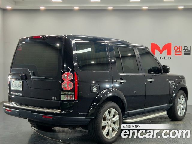 Land Rover Discovery 4 3.0 SDV6 SE 2014 — фото 2