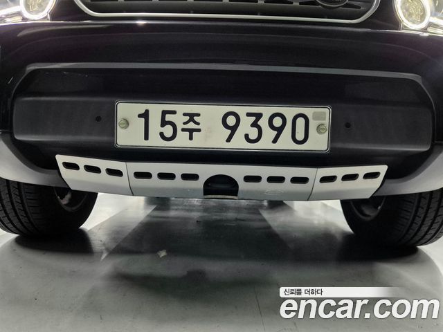 Land Rover Discovery 4 3.0 SDV6 SE 2014 — фото 4