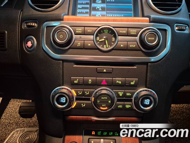 Land Rover Discovery 4 3.0 SDV6 SE 2014 — фото 15