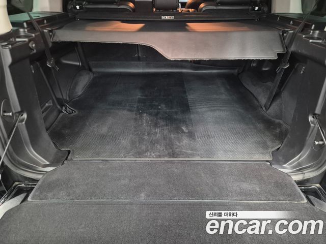Land Rover Discovery 4 3.0 SDV6 SE 2014 — фото 20