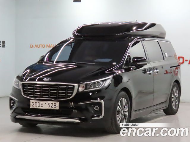 Kia Carnival 9-Seater Hi-Limousine Luxury 2019 — фото 1