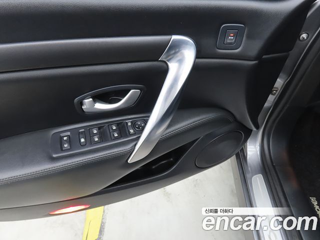 Renault Korea SM7 Nova LPLI 2.0 LPe Disabled 2016 — фото 15