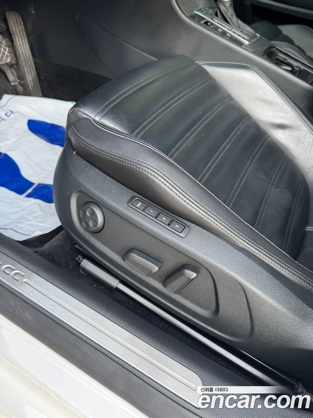 Volkswagen CC 2.0 TDI BlueMotion 2015 — фото 21
