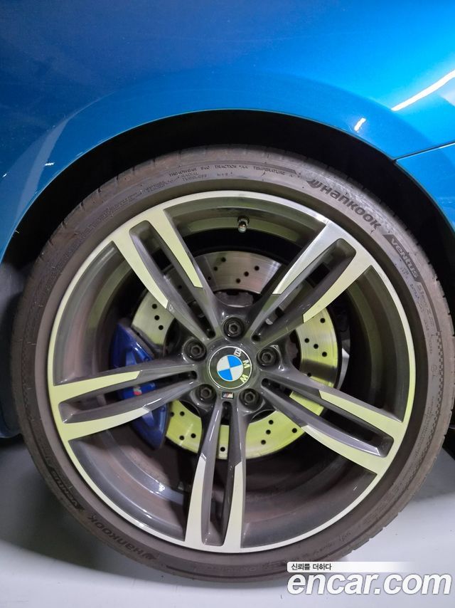 BMW M2 (F87) M2 Coupe M Performance Steering Wheel Edition 2017 — фото 12