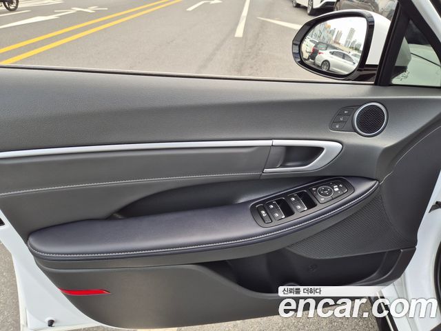 Hyundai Sonata The Edge (DN8) 2.0 Exclusive 2024 — фото 19