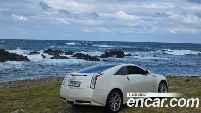 Cadillac CTS (II) 3.6 Coupe 2011 — фото 3