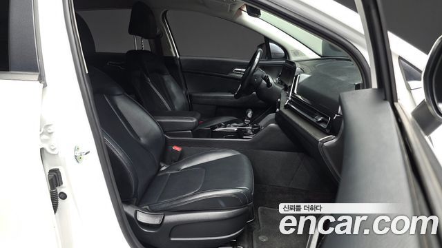 Kia Sportage (V) Gasoline 1.6 Turbo 2WD Trendy 2023 — фото 11