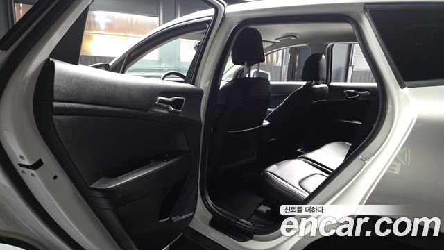 Kia Sportage (V) Gasoline 1.6 Turbo 2WD Trendy 2023 — фото 26