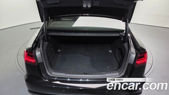 Audi A6 35 TDI Quattro Premium C7 2018 — фото 20