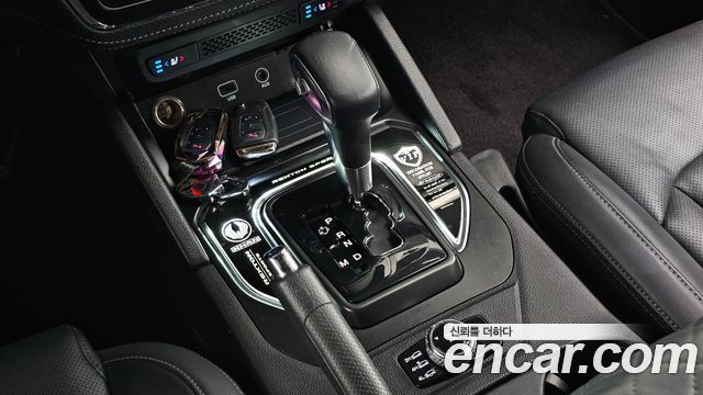KG Mobility (SsangYong) Rexton Sports Khan Diesel 2.2 4WD Prestige 2021 — фото 9