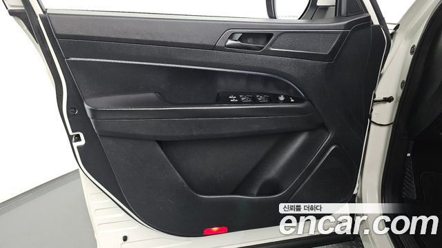 KG Mobility (SsangYong) Rexton Sports Khan Diesel 2.2 4WD Prestige 2021 — фото 30