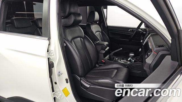 KG Mobility (SsangYong) Rexton Sports Khan Diesel 2.2 4WD Prestige 2021 — фото 32
