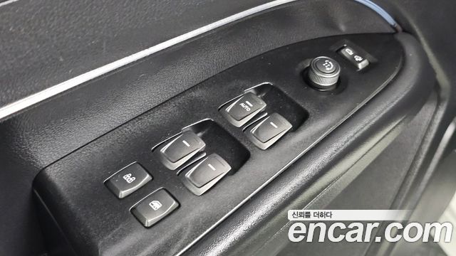 KG Mobility (SsangYong) Rexton Sports Khan Diesel 2.2 4WD Prestige 2021 — фото 33