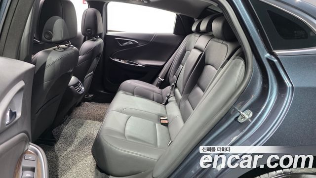 Chevrolet Malibu 2.0 Turbo Premier Special 2019 — фото 15