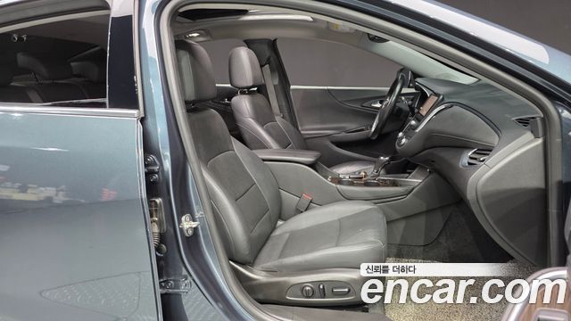 Chevrolet Malibu 2.0 Turbo Premier Special 2019 — фото 32