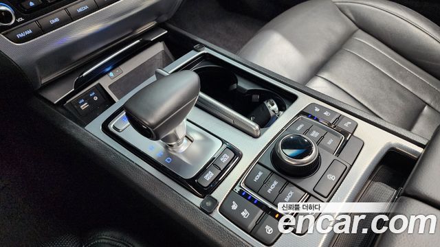 Genesis G80 3.8 GDI AWD Prestige 2018 — фото 9