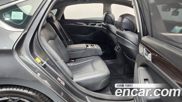 Genesis G80 3.8 GDI AWD Prestige 2018 — фото 12
