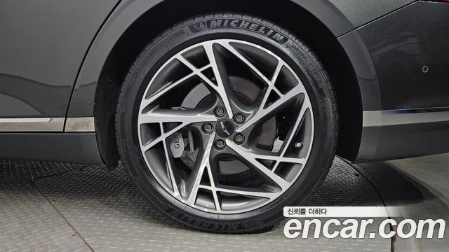 Genesis G90 (RS4) Gasoline 3.5 Turbo AWD 2022 — фото 27