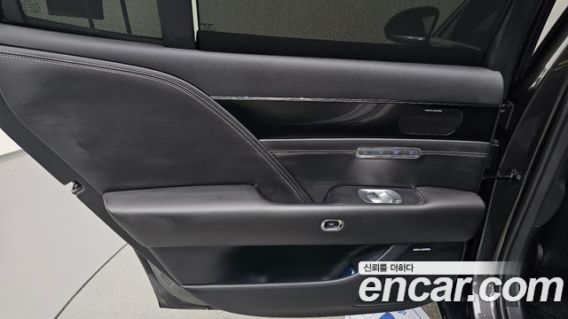 Genesis G90 (RS4) Gasoline 3.5 Turbo AWD 2022 — фото 31