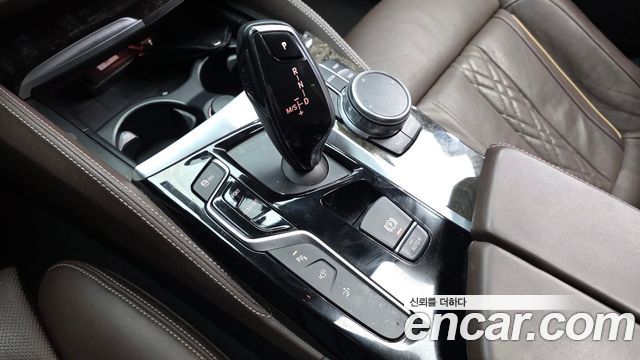 BMW 6 Series GT (G32) 640i xDrive M Sport 2018 — фото 9