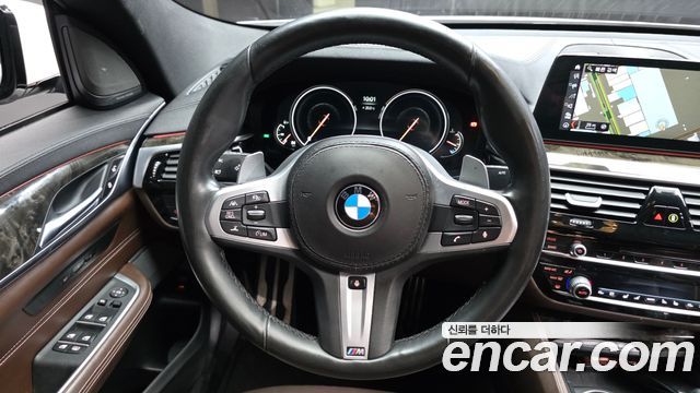 BMW 6 Series GT (G32) 640i xDrive M Sport 2018 — фото 17