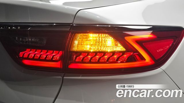 Kia K7 2.4 GDI Noblesse 2019 — фото 23