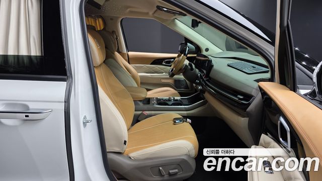 Kia Carnival (IV) Gasoline 9-Seater Hi Limousine (7-seater Limousine(Special vehicle) 2024 — фото 12