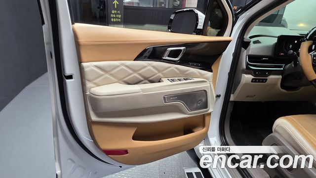 Kia Carnival (IV) Gasoline 9-Seater Hi Limousine (7-seater Limousine(Special vehicle) 2024 — фото 24