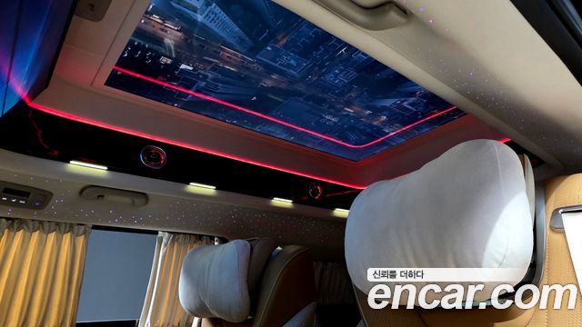 Kia Carnival (IV) Gasoline 9-Seater Hi Limousine (7-seater Limousine(Special vehicle) 2024 — фото 27