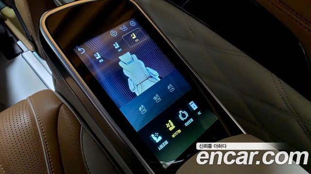 Kia Carnival (IV) Gasoline 9-Seater Hi Limousine (7-seater Limousine(Special vehicle) 2024 — фото 44