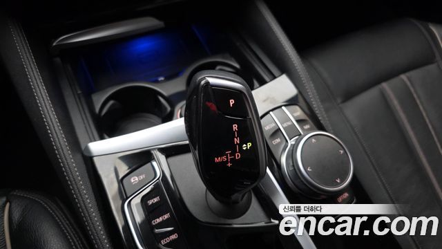 BMW 5 Series (G30) 520i Luxury 2019 — фото 9