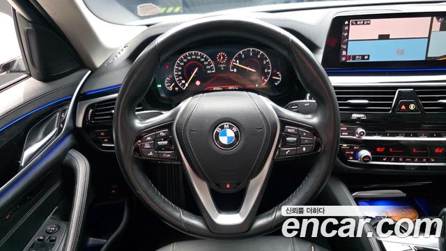 BMW 5 Series (G30) 520i Luxury 2019 — фото 13