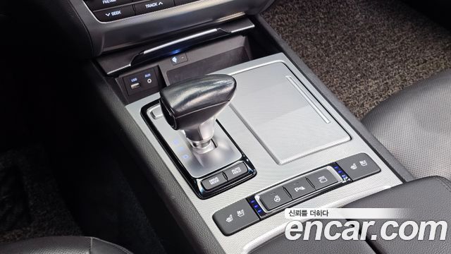 Genesis G80 3.3 GDI AWD Luxury 2018 — фото 9