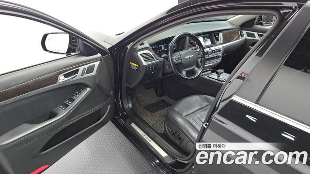 Genesis G80 3.3 GDI AWD Luxury 2018 — фото 15