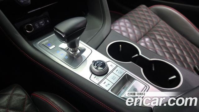 Genesis G70 3.3T Sport AWD Prestige 2019 — фото 9