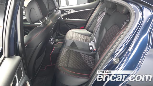 Genesis G70 3.3T Sport AWD Prestige 2019 — фото 12