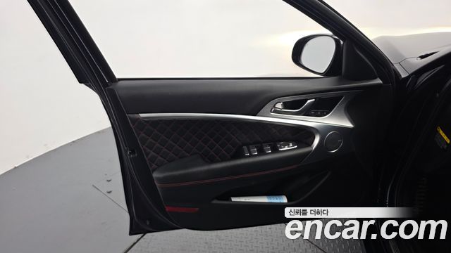 Genesis G70 3.3T Sport AWD Prestige 2019 — фото 24