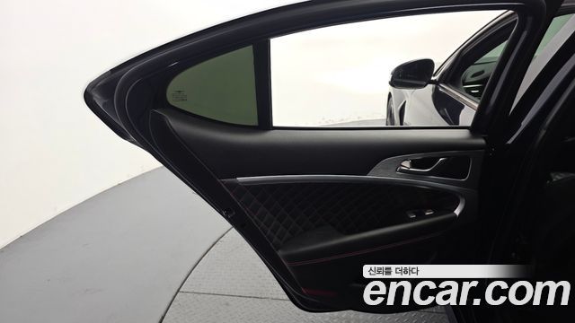 Genesis G70 3.3T Sport AWD Prestige 2019 — фото 25