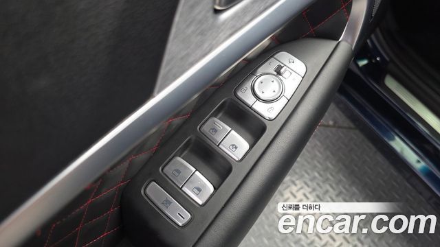 Genesis G70 3.3T Sport AWD Prestige 2019 — фото 29