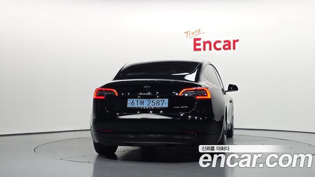 Tesla Model 3 Long Range AWD 2021 — фото 4