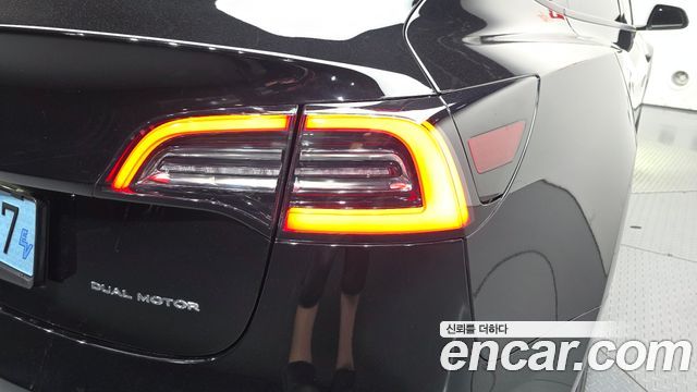Tesla Model 3 Long Range AWD 2021 — фото 23