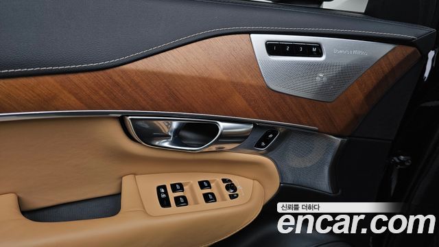 Volvo XC90 (II) D5 Inscription 2019 — фото 18