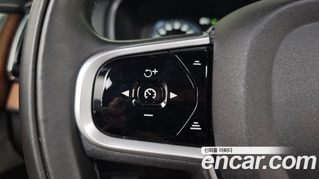 Volvo XC90 (II) D5 Inscription 2019 — фото 31