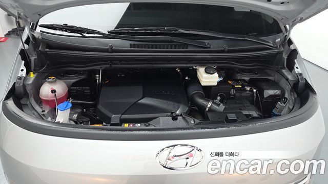 Hyundai Staria Cargo 5-Seater Modern 2022 — фото 6