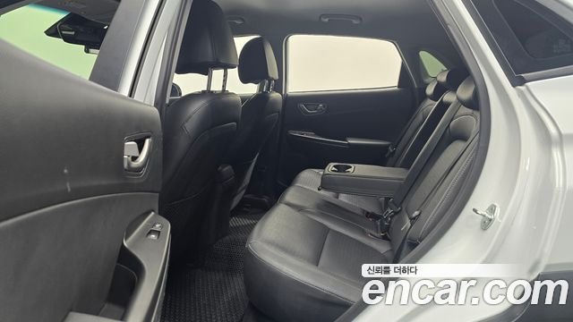 Hyundai Kona Electric Premium 2020 — фото 12