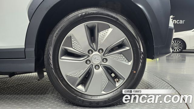 Hyundai Kona Electric Premium 2020 — фото 21